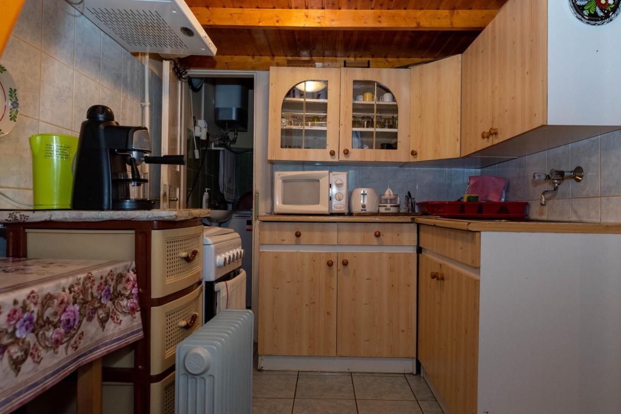 Gazde/Camere de închiriat Budapest Central Apartment *